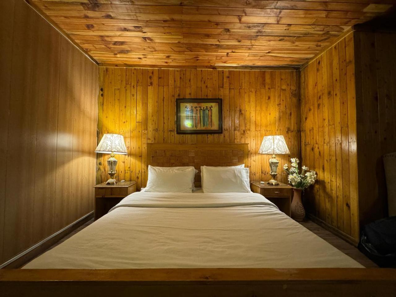 Nathia Gali Pine Ridge Cottages מראה חיצוני תמונה